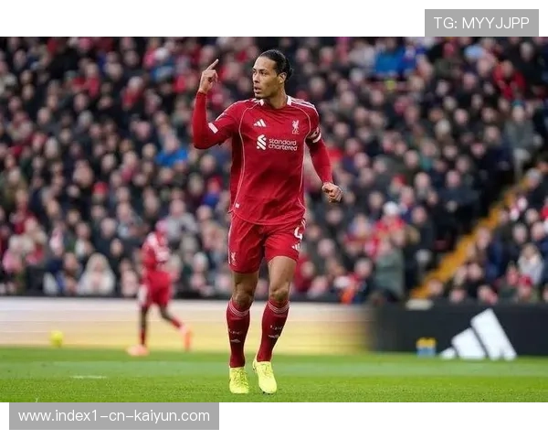 范戴克解围与传球数据双料第一 红军后防基石作用无可替代