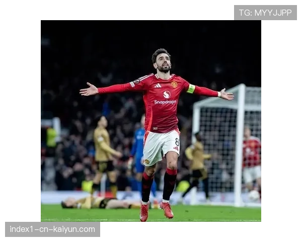 曼联防守反击效率提升 快速通过中场成为制胜法宝